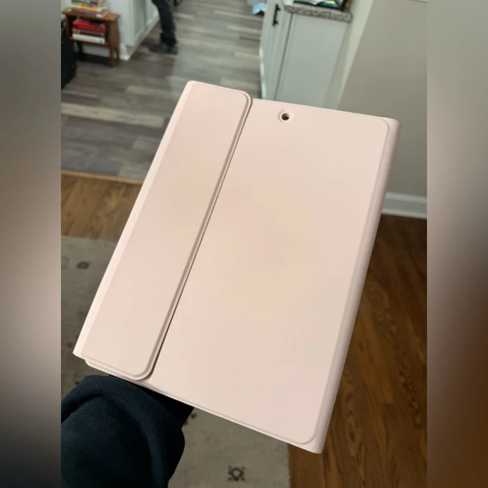 DADS ESTATE SALE: Ballerina pink Gen 2 iPad case with stylus slot